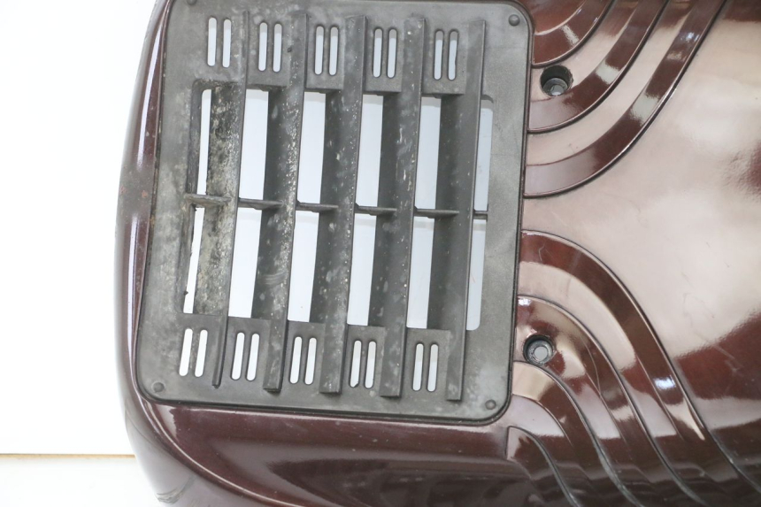 photo de FACE AVANT APRILIA SCARABEO GT TOURING 125 (1999 - 2005) - Gros plan technique