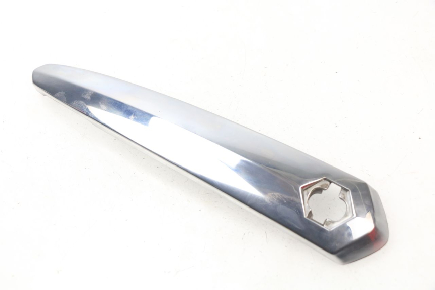 photo de FACE AVANT SUPERIEUR  PIAGGIO BEVERLY 500 (2003 - 2007) - Autre angle de vue