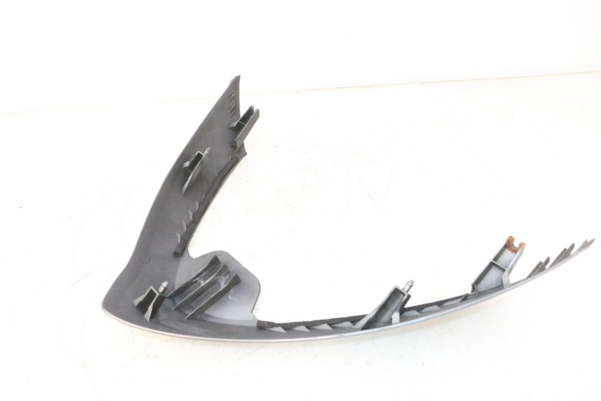 photo de FACE AVANT SUPERIEUR  SUZUKI BURGMAN 125 (2007 - 2014) - Zoom état d’usage