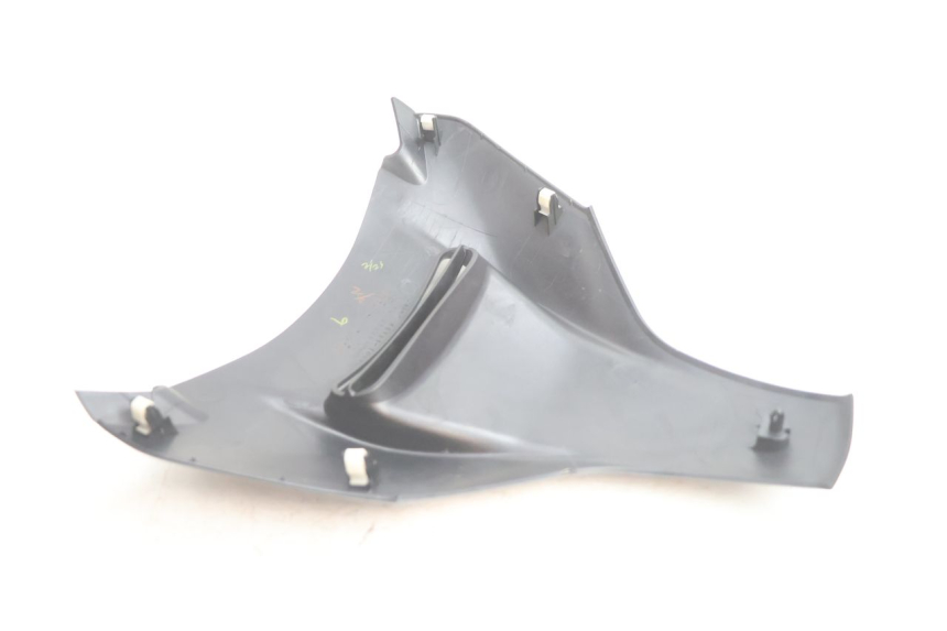 photo de FACE AVANT SUPERIEUR  SUZUKI BURGMAN EXECUTIVE ABS 650 (2006 - 2012) - Vue d’ensemble