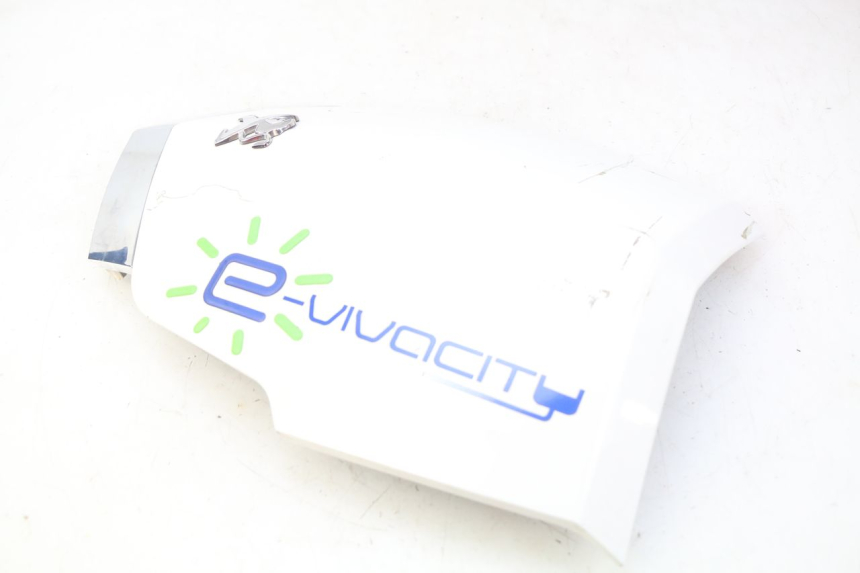 photo de FACE AVANT SUPERIEUR PEUGEOT E-VIVACITY 1 (2012 - 2018) - Zoom état d’usage