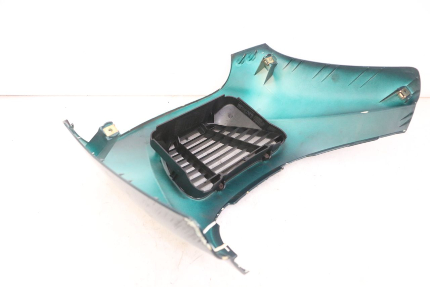 photo de FACE AVANT SUPERIEUR  PEUGEOT ELYSEO 125 (1999 - 2004) - Détail de la pièce