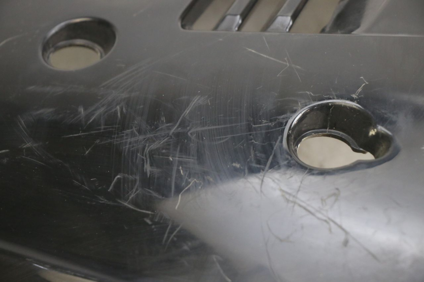 photo de FACE AVANT SUPERIEUR TNT MOTOR FASTINO 4T 50 (2013 - 2019) - Gros plan technique