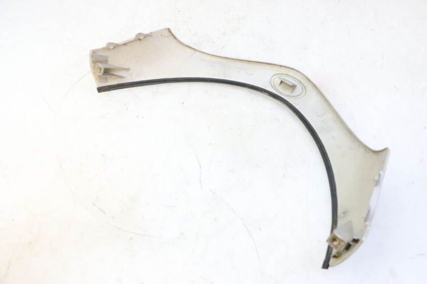 photo de FACE AVANT SUPERIEUR  KYMCO GRAND DINK 125 (2002 - 2007) - Détail de la pièce