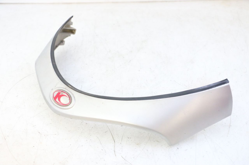 photo de FACE AVANT SUPERIEUR  KYMCO GRAND DINK 125 (2002 - 2007) - Gros plan technique