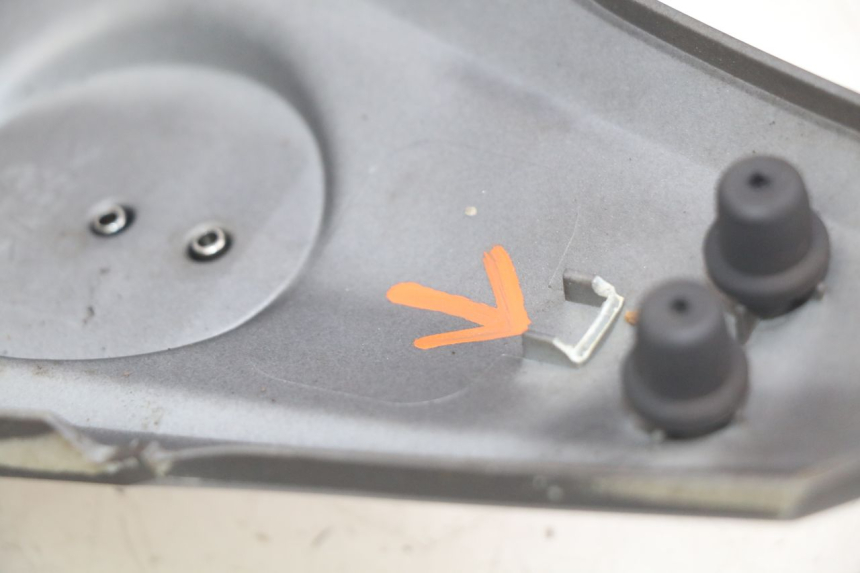 photo de FACE AVANT SUPERIEUR SYM GTS EFI 125 (2012 - 2016) - Vue d’ensemble