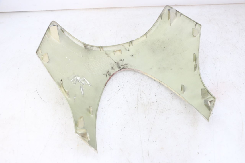 photo de FACE AVANT SUPERIEUR  HONDA NES AROBASE 125 (2000 - 2003) - Gros plan technique