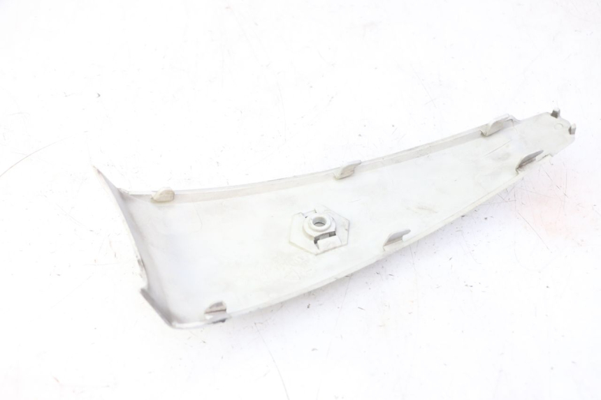 photo de FACE AVANT SUPERIEUR  PIAGGIO LIBERTY 125 (1998 - 2008) - Gros plan technique