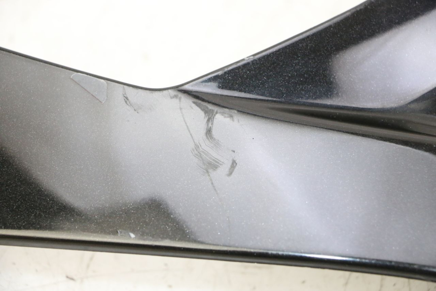 photo de FACE AVANT SUPERIEUR  PIAGGIO MP3 LT 300 (2010 - 2016) - État de surface