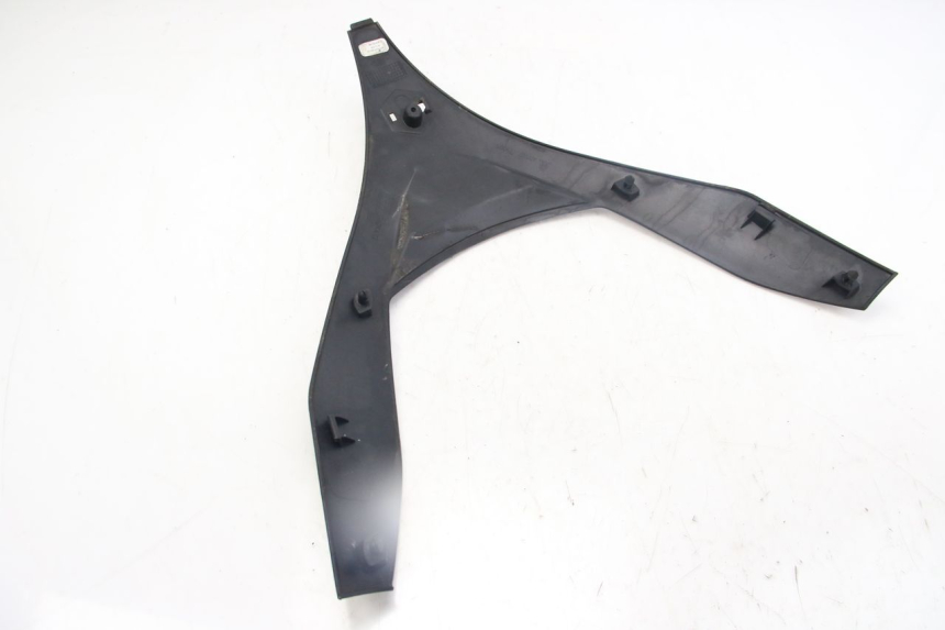 photo de FACE AVANT SUPERIEUR PIAGGIO MP3 125 (2006 - 2014) - État de surface