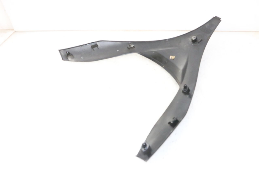 photo de FACE AVANT SUPERIEUR PIAGGIO MP3 500 (2011 - 2015) - Gros plan technique