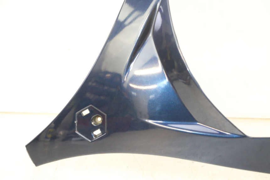 photo de FACE AVANT SUPERIEUR  PIAGGIO MP3 RL 250 (2006 - 2010) - Points de fixation