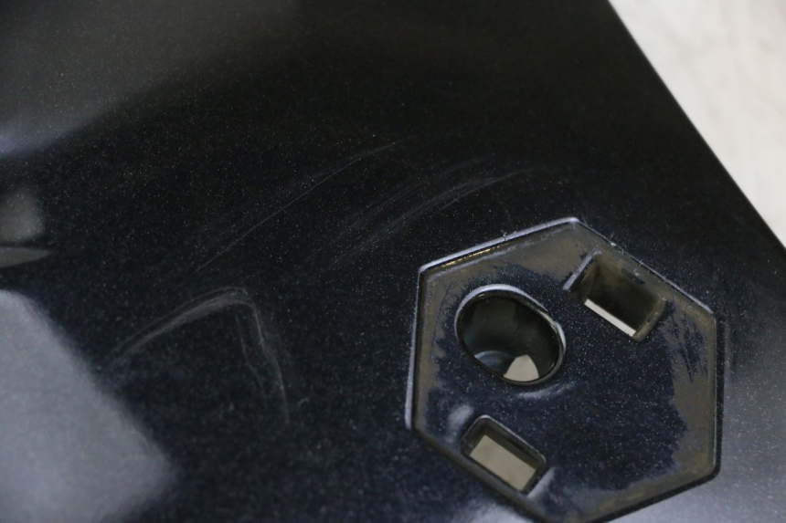 photo de FACE AVANT SUPERIEUR PIAGGIO MP3 125 (2006 - 2014) - Gros plan technique