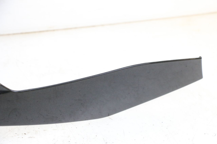 photo de FACE AVANT SUPERIEUR PIAGGIO MP3 125 (2006 - 2014) - Pièce contrôlée