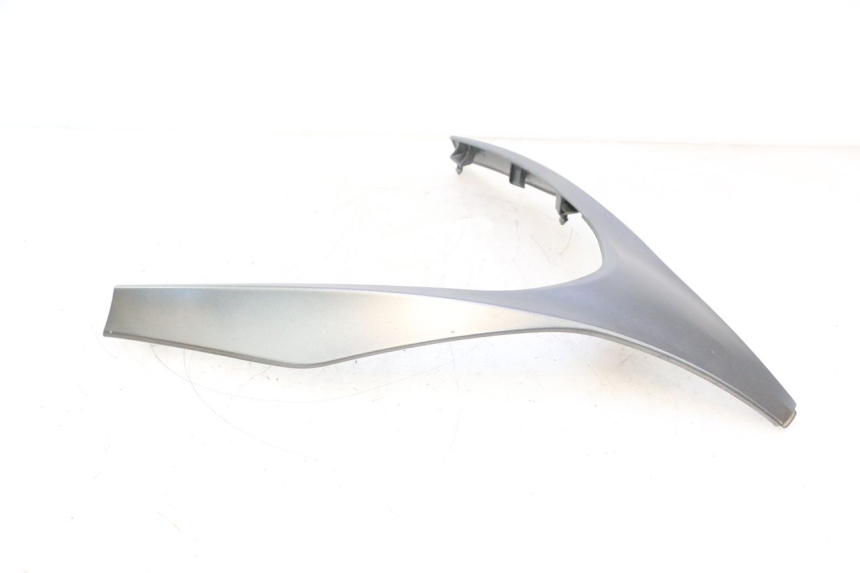 photo de FACE AVANT SUPERIEUR  PIAGGIO MP3 500 (2016 - 2018) - Points de fixation