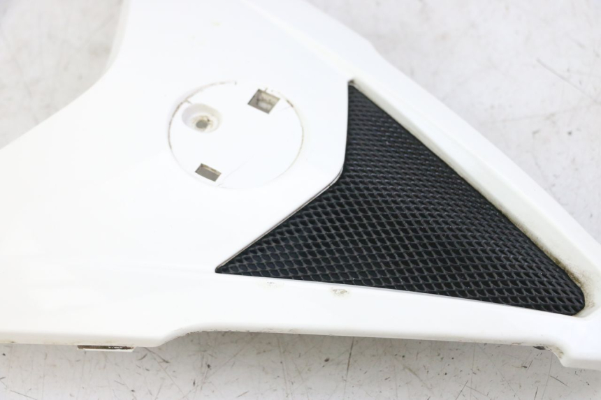 photo de FACE AVANT SUPERIEUR  GILERA NEXUS 125 (2009 - 2013) - Détail de la pièce