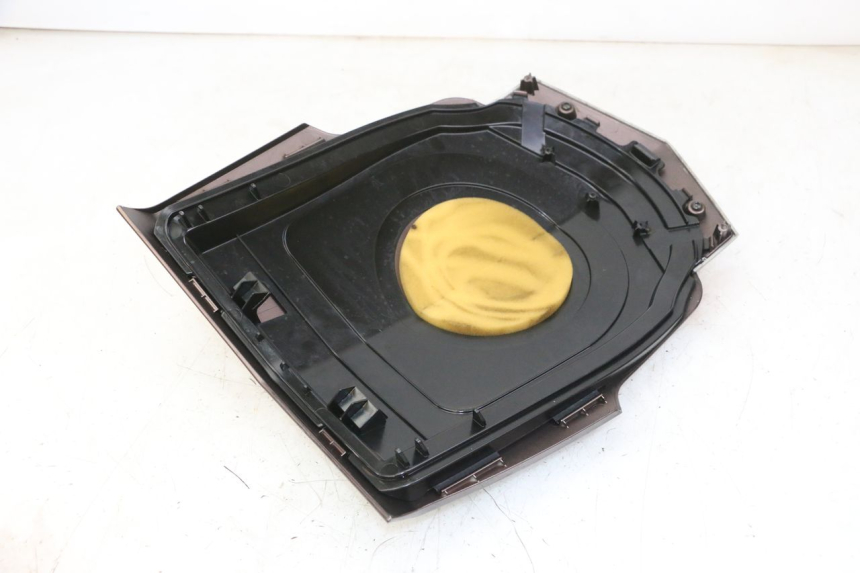 photo de FACE AVANT SUPERIEUR  PEUGEOT VIVACITY 125 (2010 - 2017) - Gros plan technique