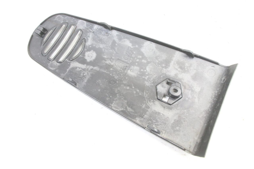 photo de FACE AVANT SUPERIEUR PIAGGIO VESPA GRANTURISMO 125 (2003 - 2007) - Vue d’ensemble