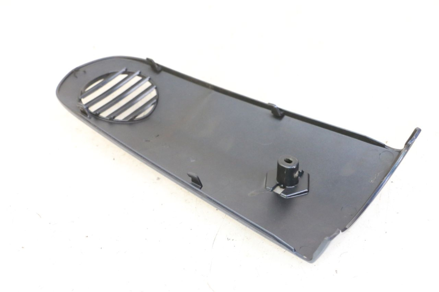 photo de FACE AVANT SUPERIEUR  PIAGGIO VESPA LX 150 (2005 - 2013) - Autre angle de vue