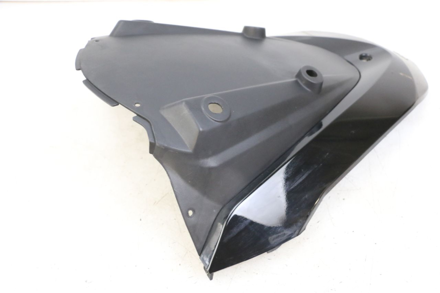 photo de FACE AVANT SUPERIEUR DAELIM S3 125 (2010 - 2017) - Autre angle de vue