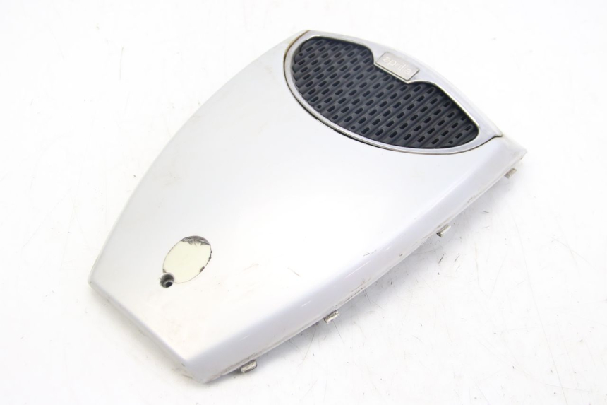 photo de FACE AVANT SUPERIEUR APRILIA SCARABEO 4T 50 (2009 - 2017) - Gros plan technique