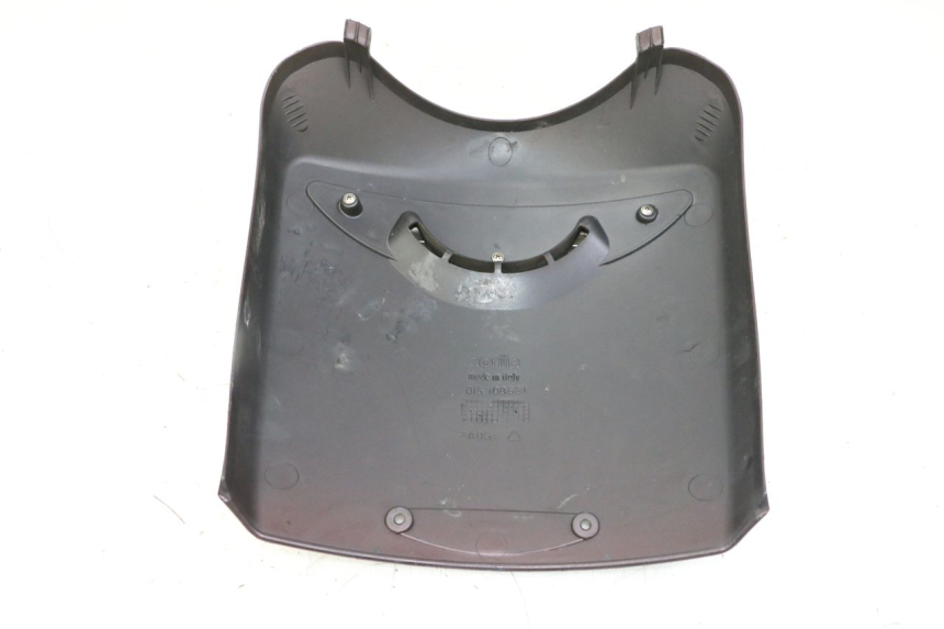 photo de FACE AVANT SUPERIEUR  APRILIA SCARABEO GT TOURING 125 (1999 - 2005) - Détail de la pièce