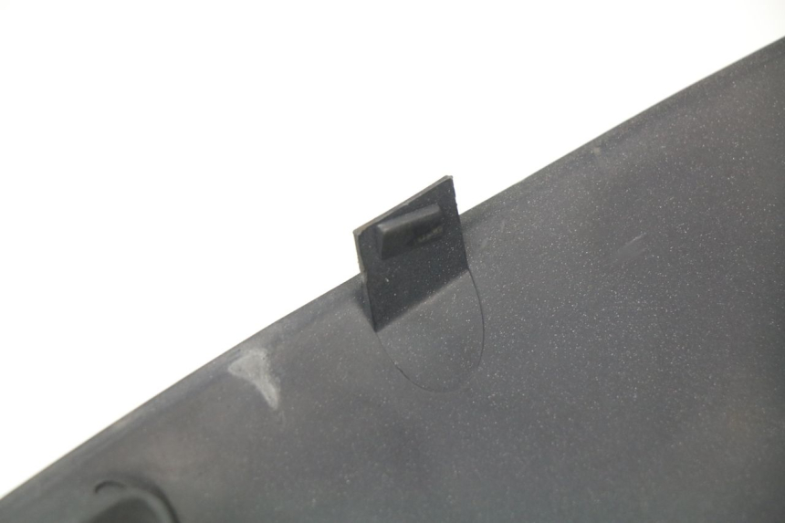 photo de FACE AVANT SUPERIEUR  APRILIA SR CARB LC 2T 50 (2004 - 2012) - Détail de la pièce