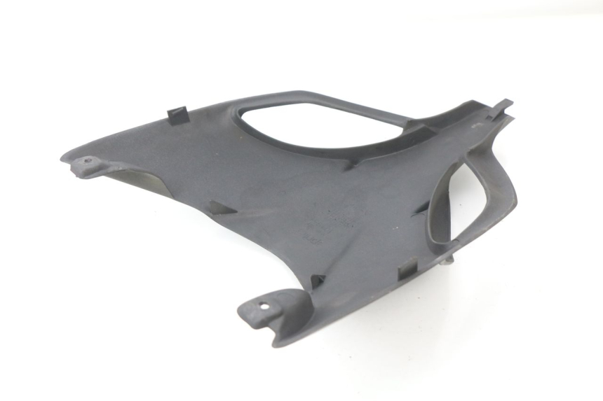 photo de FACE AVANT SUPERIEUR  APRILIA SR CARB LC 2T 50 (2004 - 2012) - Gros plan technique