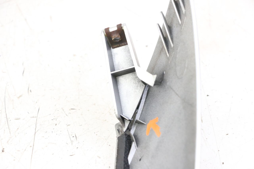 photo de FACE AVANT SUPERIEUR  SUZUKI BURGMAN 125 (2007 - 2014) - Zoom état d’usage