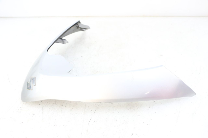 photo de FACE AVANT SUPERIEUR  SUZUKI BURGMAN 125 (2007 - 2014) - Points de fixation