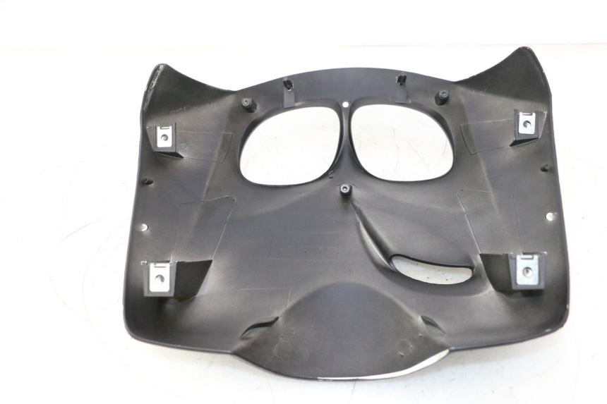 photo de FACE AVANT SUPERIEUR  PEUGEOT TKR TREKKER FURIOUS 50 (2005 - 2014) - État de surface