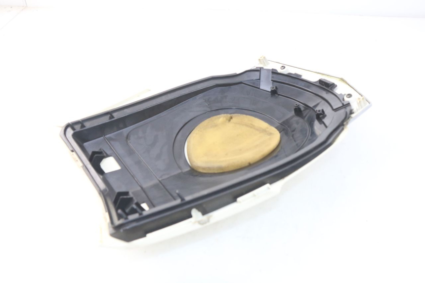 photo de FACE AVANT SUPERIEUR PEUGEOT VIVACITY NEW 4T 50 (2008 - 2017) - Détail de la pièce