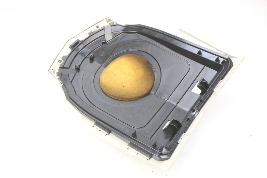 photo de FACE AVANT SUPERIEUR PEUGEOT VIVACITY NEW 4T 50 (2008 - 2017) - Détail de la pièce