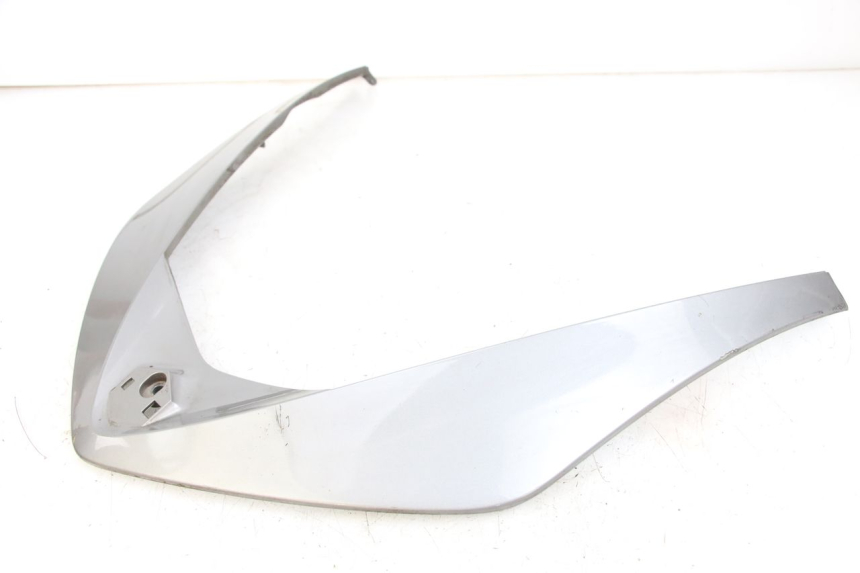 photo de FACE AVANT SUPERIEUR PIAGGIO X10 125 (2012 - 2017) - Marquages et références