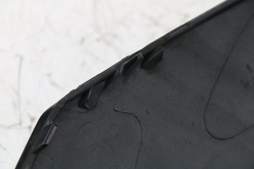 photo de FACE AVANT SUPERIEUR  PIAGGIO X8 STREET 125 (2006 - 2007) - Détail de la pièce