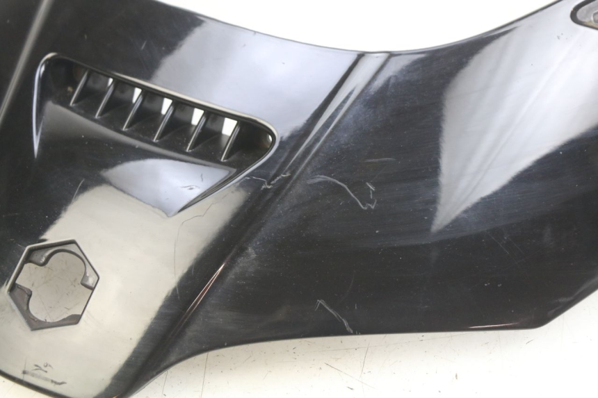 photo de FACE AVANT SUPERIEUR PIAGGIO X8 125 (2004 - 2007) - Points de fixation