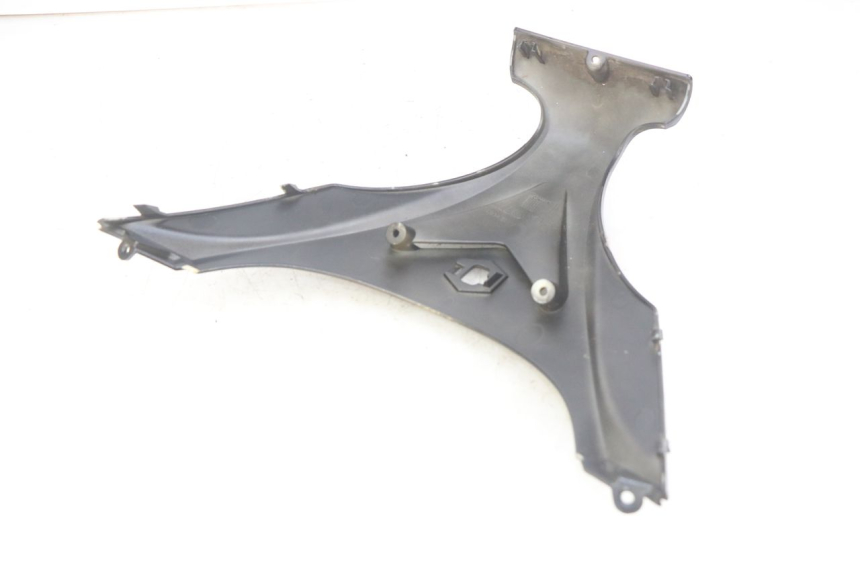 photo de FACE AVANT SUPERIEUR PIAGGIO X9 EVOLUTION 125 (2003 - 2007) - Détail de la pièce