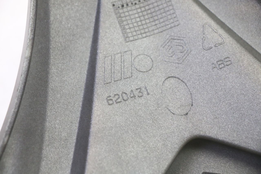 photo de FACE AVANT SUPERIEUR PIAGGIO X9 EVOLUTION 125 (2003 - 2007) - Détails caractéristiques