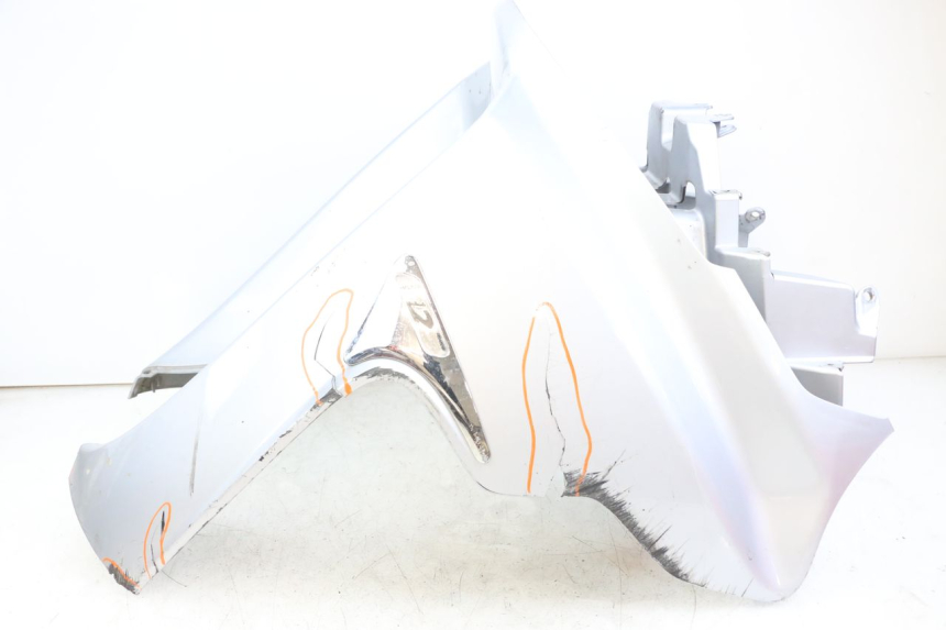 photo de FACE AVANT PIAGGIO X8 125 (2004 - 2007) - Angle alternatif