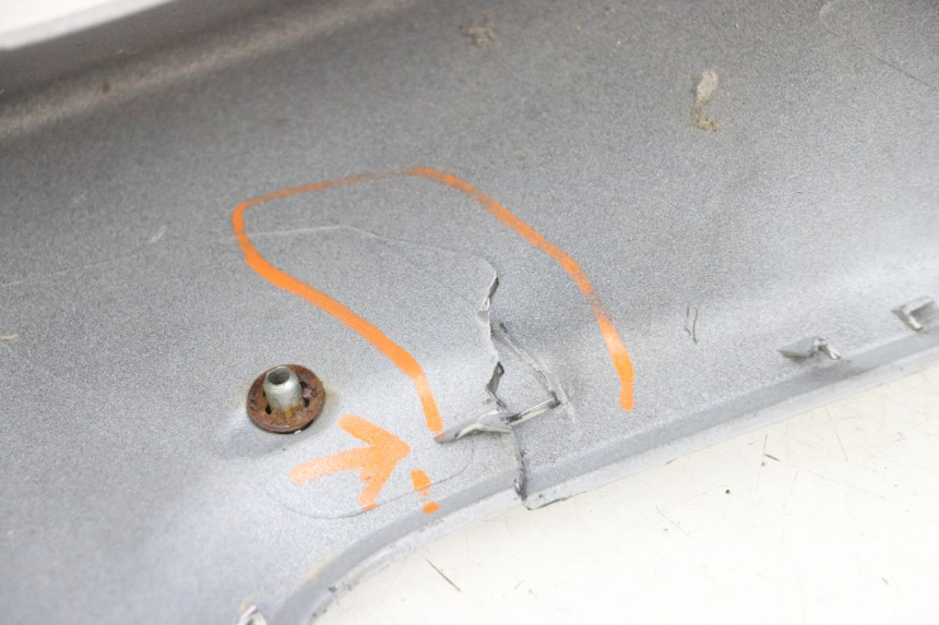 photo de FACE AVANT PIAGGIO X8 125 (2004 - 2007) - Gros plan technique