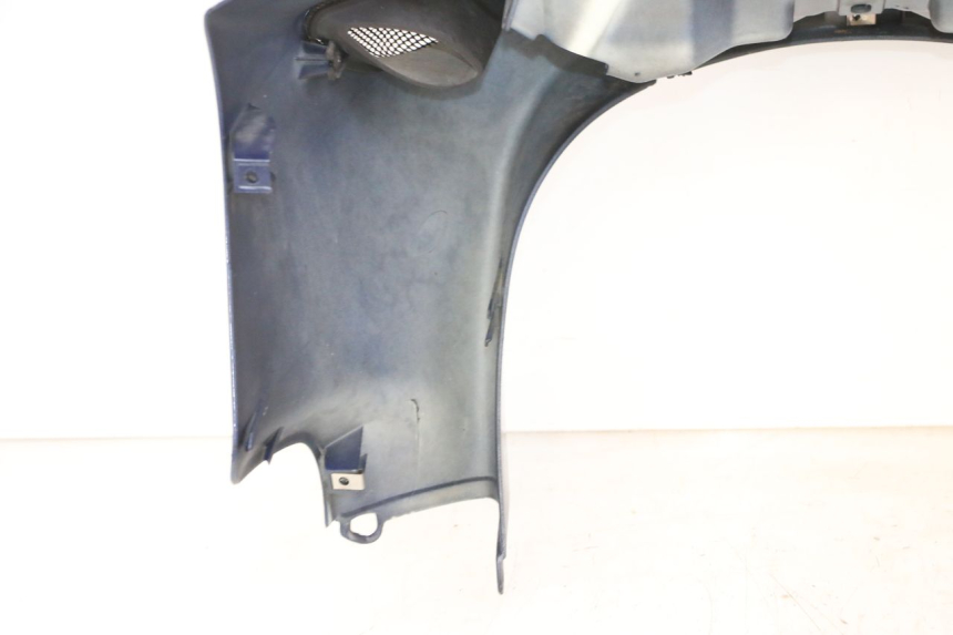 photo de FACE AVANT PIAGGIO X9 EVOLUTION 125 (2003 - 2007) - Points de fixation