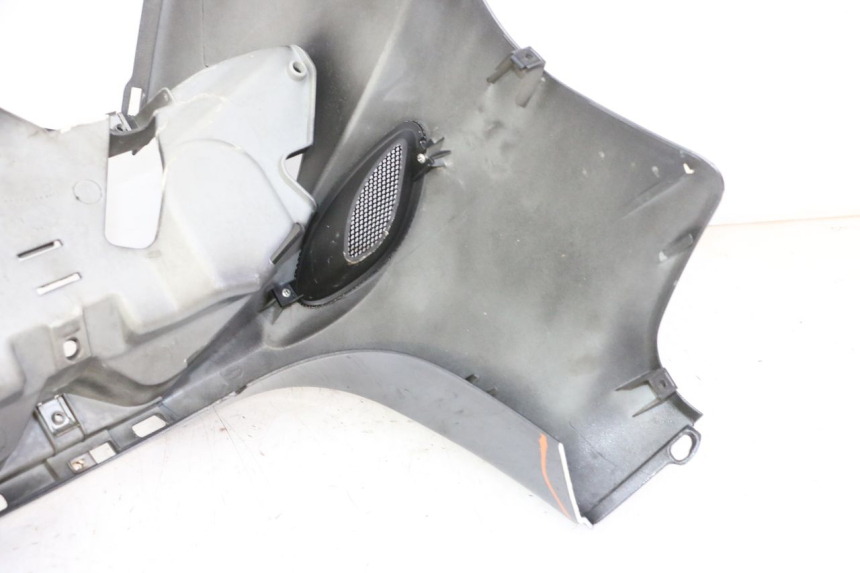 photo de FACE AVANT PIAGGIO X9 EVOLUTION 125 (2003 - 2007) - Autre angle de vue