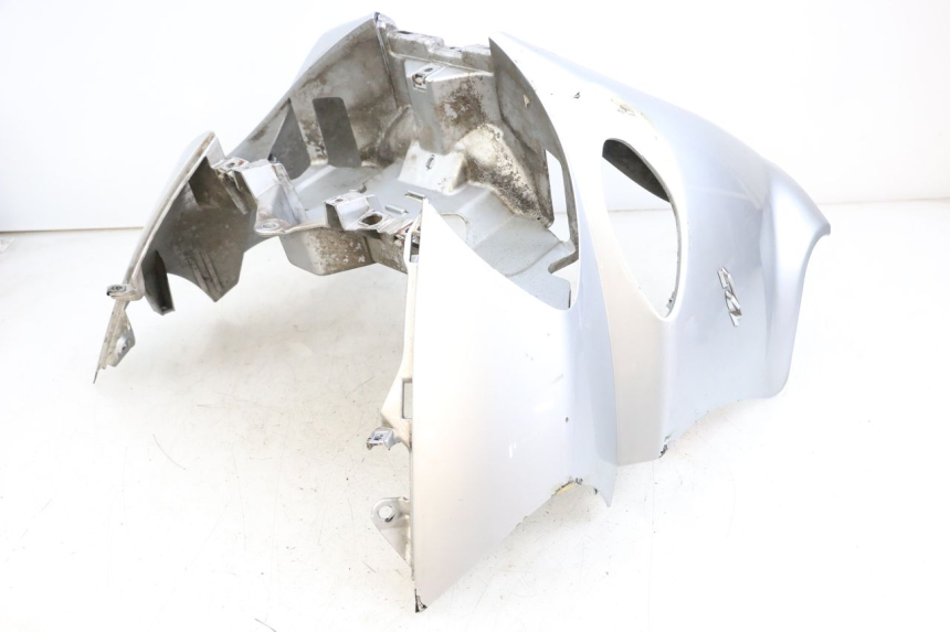 photo de FACE AVANT PIAGGIO X9 125 (2000 - 2003) - Détails caractéristiques