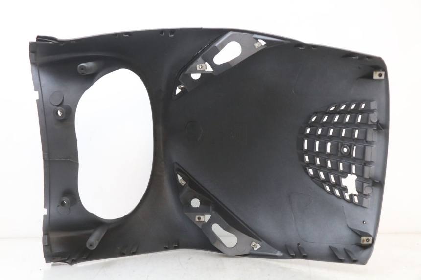 photo de FACE AVANT PIAGGIO ZIP 4T 50 (2018 - 2020) - Points de fixation