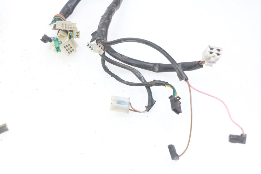 photo de FAISCEAU MBK BOOSTER SPIRIT NAKED 50 (2004 - 2017) - Gros plan technique