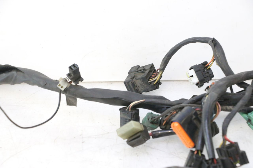 photo de FAISCEAU SUZUKI BURGMAN 125 (2007 - 2014) - Gros plan technique