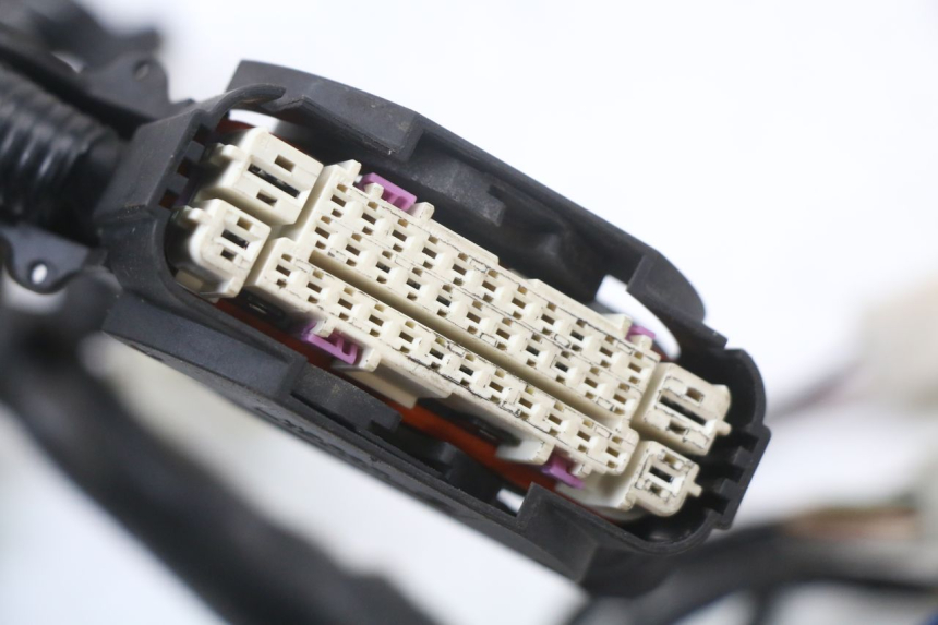 photo de FAISCEAU KYMCO DINK STREET ABS 125 (2011 - 2018) - Autre angle de vue