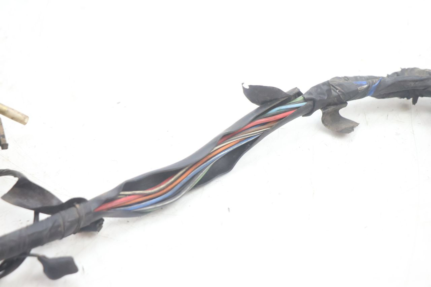 photo de FAISCEAU SUZUKI DR S 600 (1985 - 1989) - Zoom état d’usage