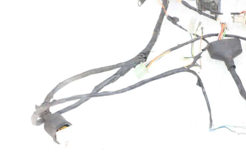 photo de FAISCEAU PEUGEOT ELYSTAR 125 (2002 - 2007) - Vue rapprochée