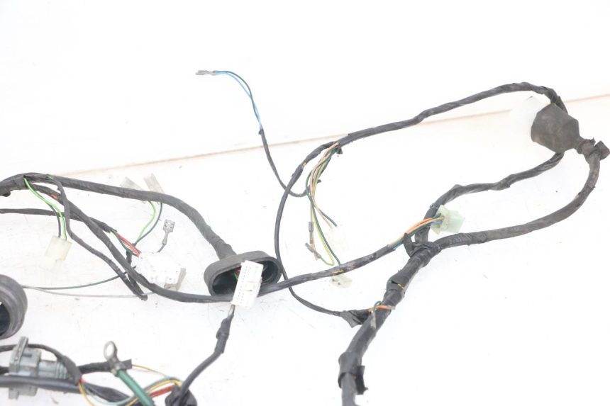 photo de FAISCEAU PEUGEOT ELYSTAR 125 (2002 - 2007) - Points de fixation